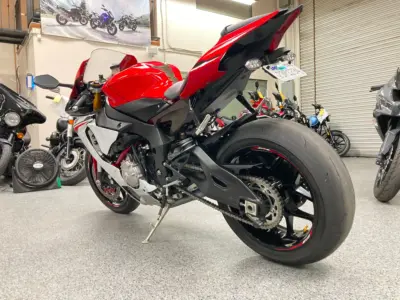 2015 Yamaha R1
