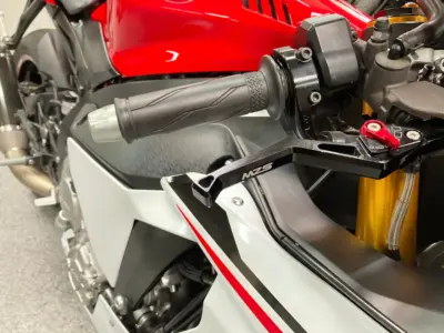 2015 Yamaha R1