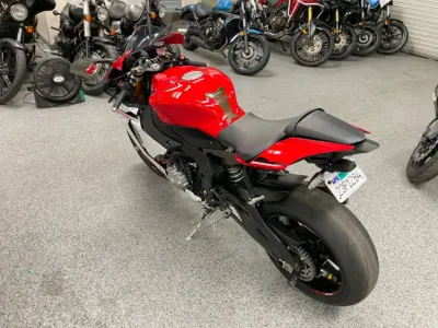 2015 Yamaha R1