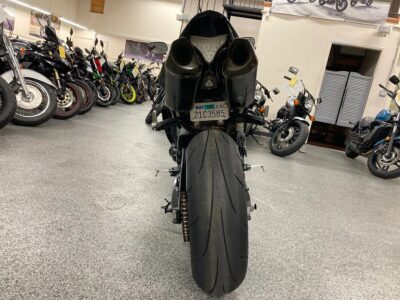 2012 Yamaha R1 RAVEN