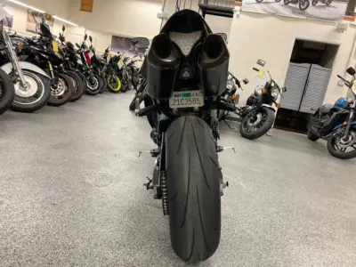 2012 Yamaha R1 RAVEN