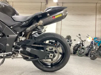 2012 Yamaha R1 RAVEN