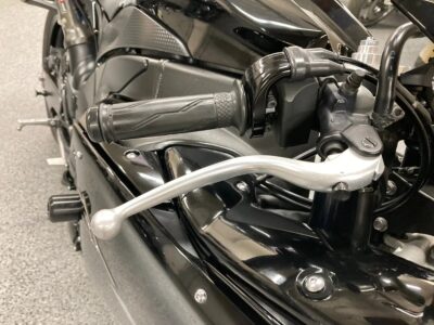 2012 Yamaha R1 RAVEN