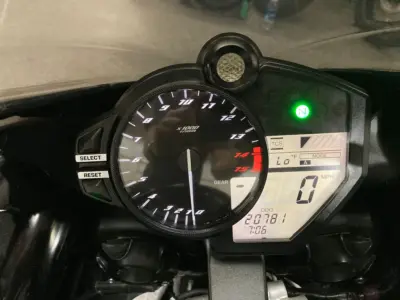 2012 Yamaha R1 RAVEN