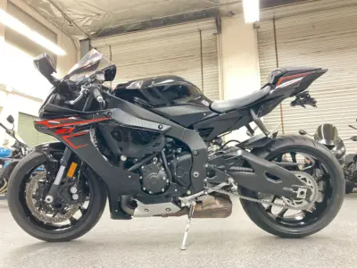 2017 Yamaha R1
