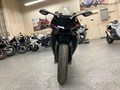 2017 Yamaha R1