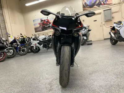 2017 Yamaha R1