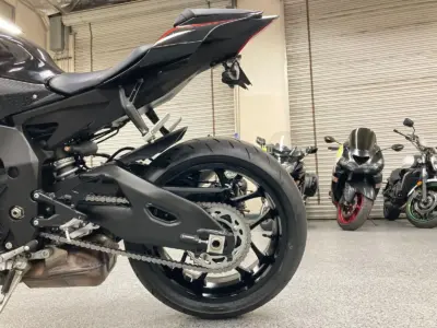 2017 Yamaha R1