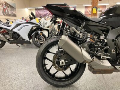 2017 Yamaha R1