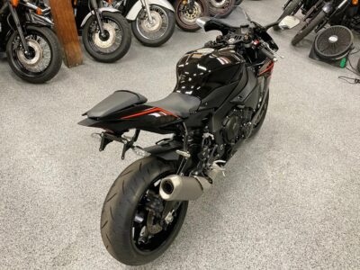 2017 Yamaha R1