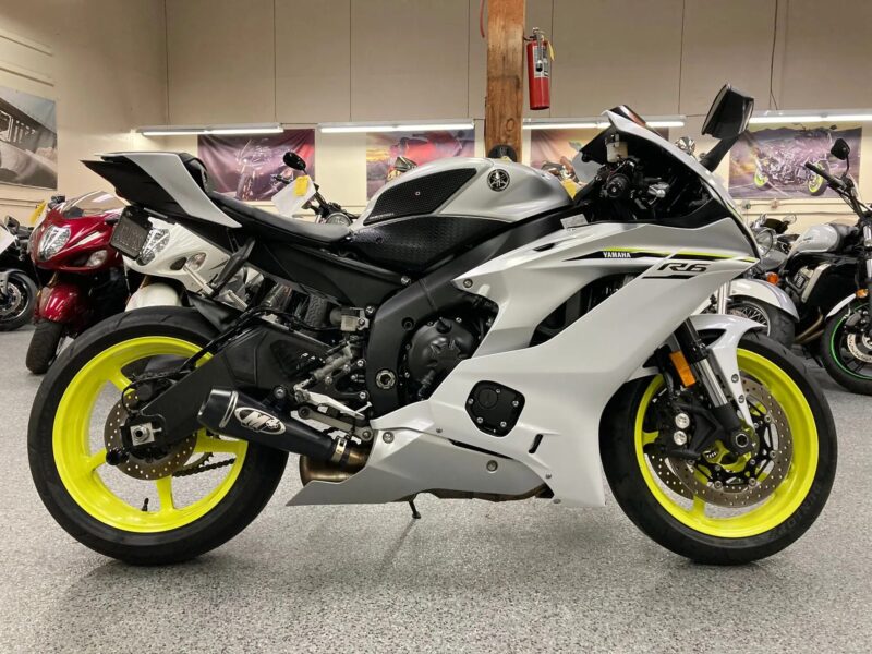 2017 Yamaha R6