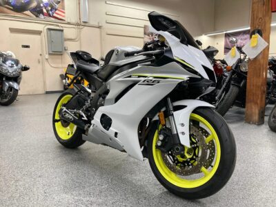 2017 Yamaha R6