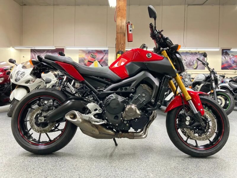 2014 Yamaha FZ09 FZ-09
