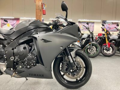 2013 Yamaha R1
