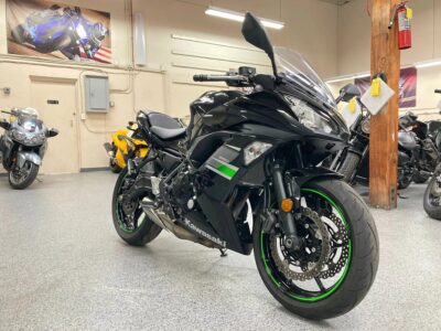 2019 Kawasaki Ninja 650 ABS KRT EDITION