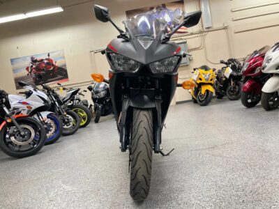 2017 Yamaha R3