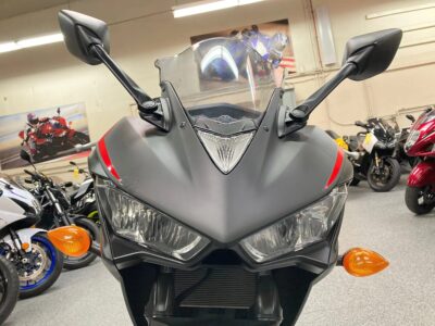 2017 Yamaha R3