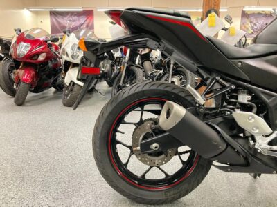 2017 Yamaha R3