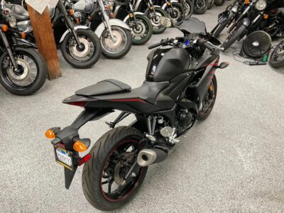 2017 Yamaha R3