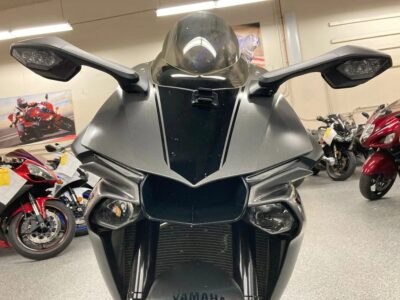 2016 Yamaha R1
