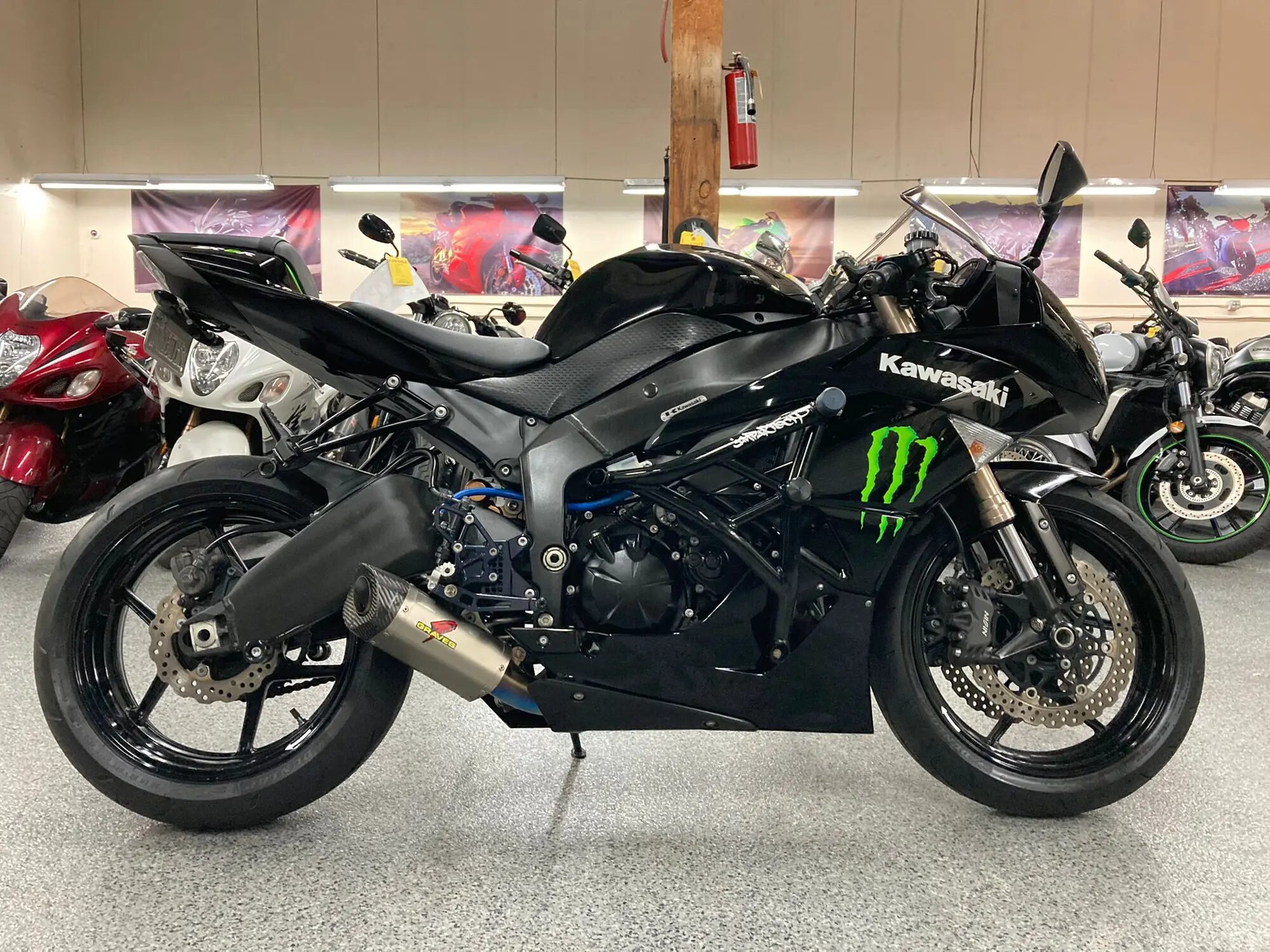 2009 Kawasaki Ninja ZX6R MONSTER EDITION - AK MotorsAK Motors
