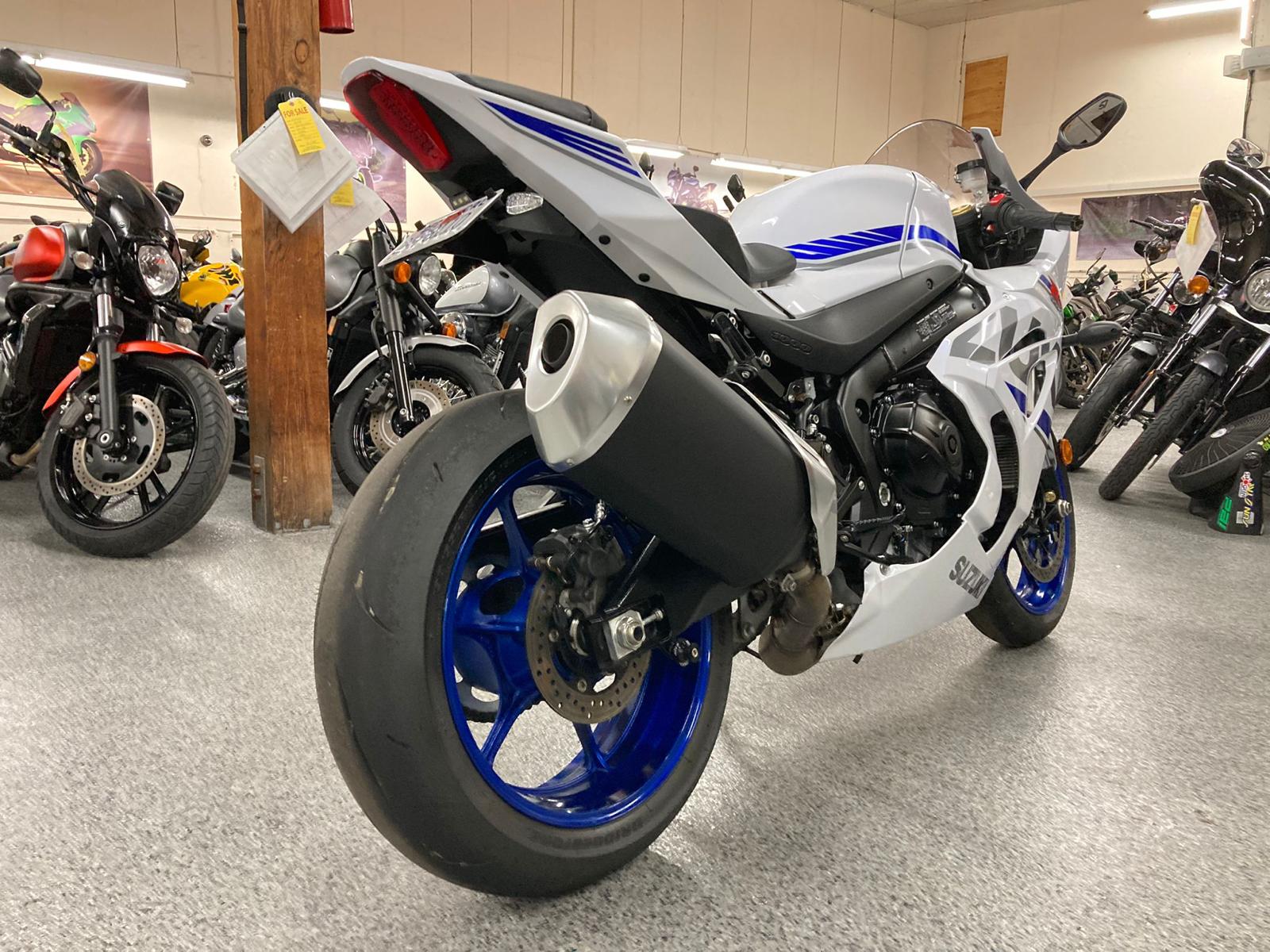 2018 Suzuki GSXR 1000 - 700 Miles | AK Motors