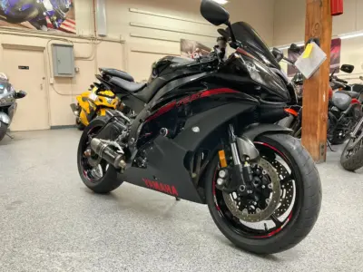 2015 Yamaha R6 Raven