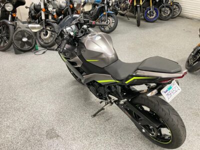 2021 Kawasaki Ninja 400 ABS