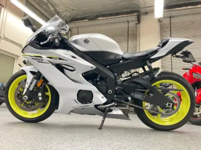 2017 Yamaha R6