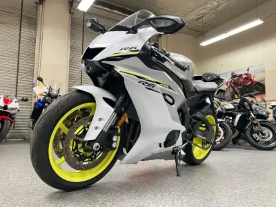 2017 Yamaha R6