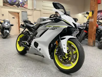 2017 Yamaha R6