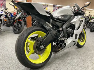 2017 Yamaha R6