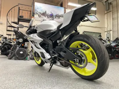2017 Yamaha R6