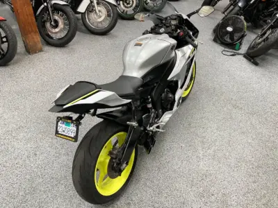 2017 Yamaha R6