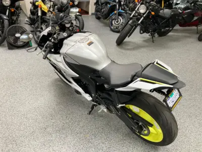 2017 Yamaha R6