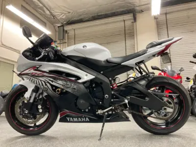 2012 Yamaha R6 RAVEN