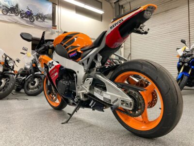 2009 HONDA CBR1000RR REPSOL EDITION