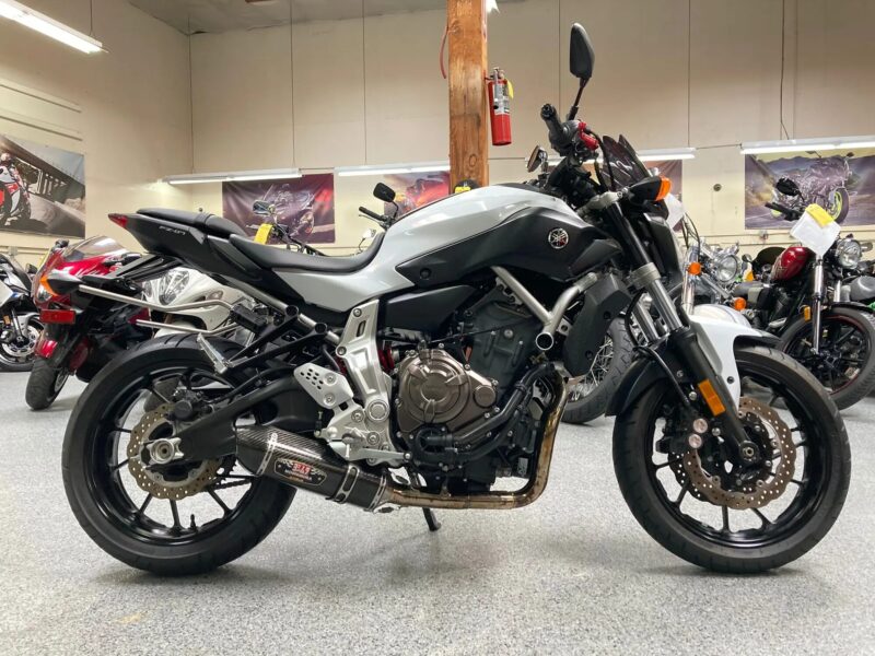 2015 Yamaha FZ07 FZ-07