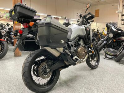 2016 HONDA AFRICA TWIN 6 SPEED MANUAL