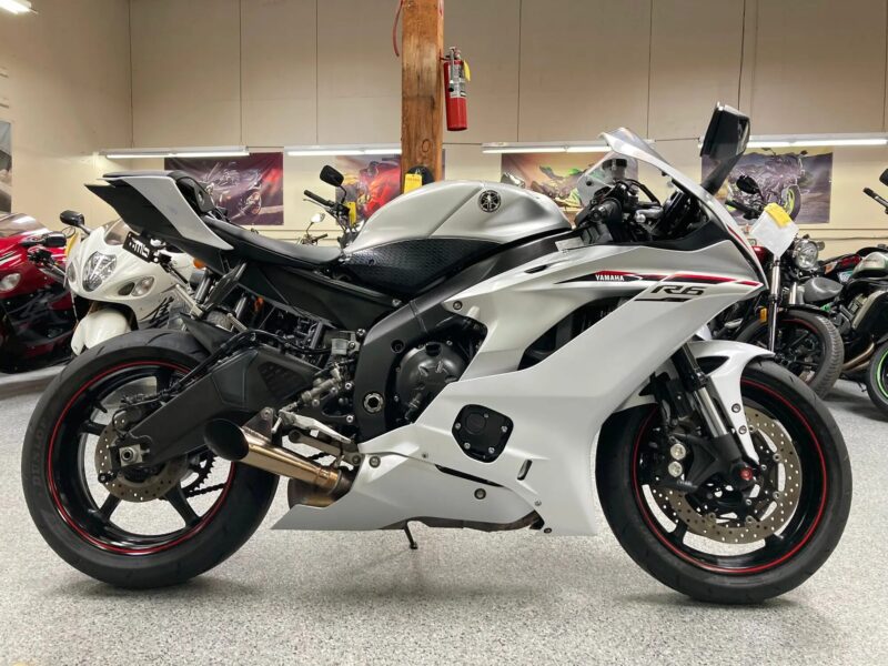 2018 Yamaha R6