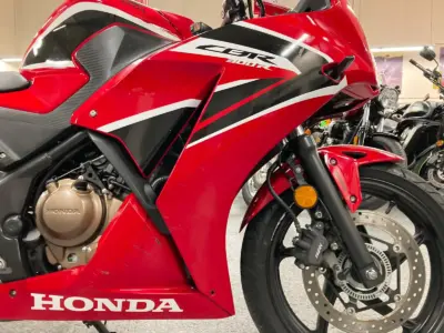 2019 Honda CBR300R ABS