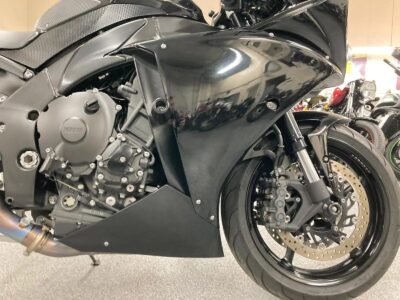 2011 Yamaha R1 Crossplane Raven