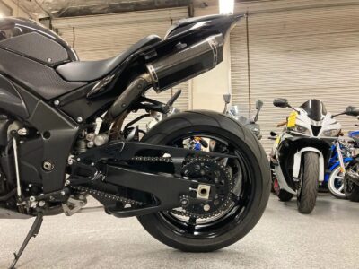 2011 Yamaha R1 Crossplane Raven