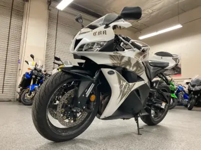 2009 Honda CBR600RR PHEONIX