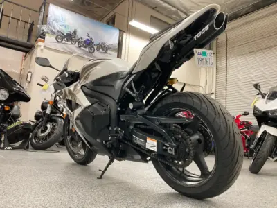 2009 Honda CBR600RR PHEONIX