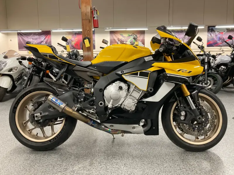 2016 Yamaha R1 60TH ANNIVERSARY EDITION