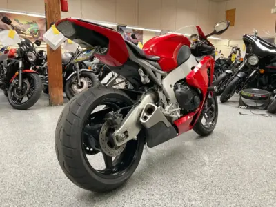 2011 HONDA CBR1000RR