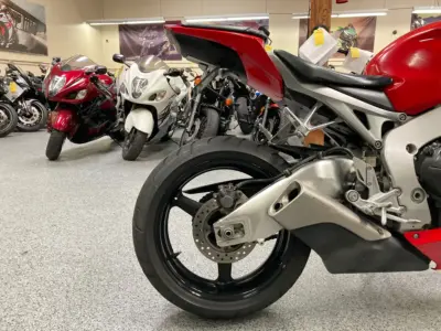 2011 HONDA CBR1000RR