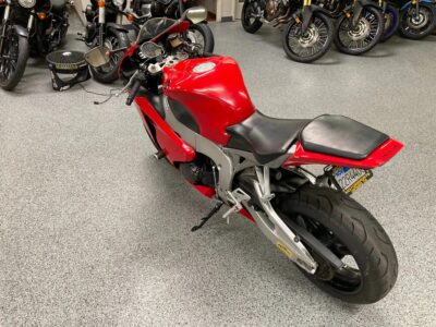 2011 HONDA CBR1000RR