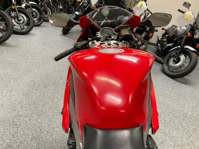 2011 HONDA CBR1000RR